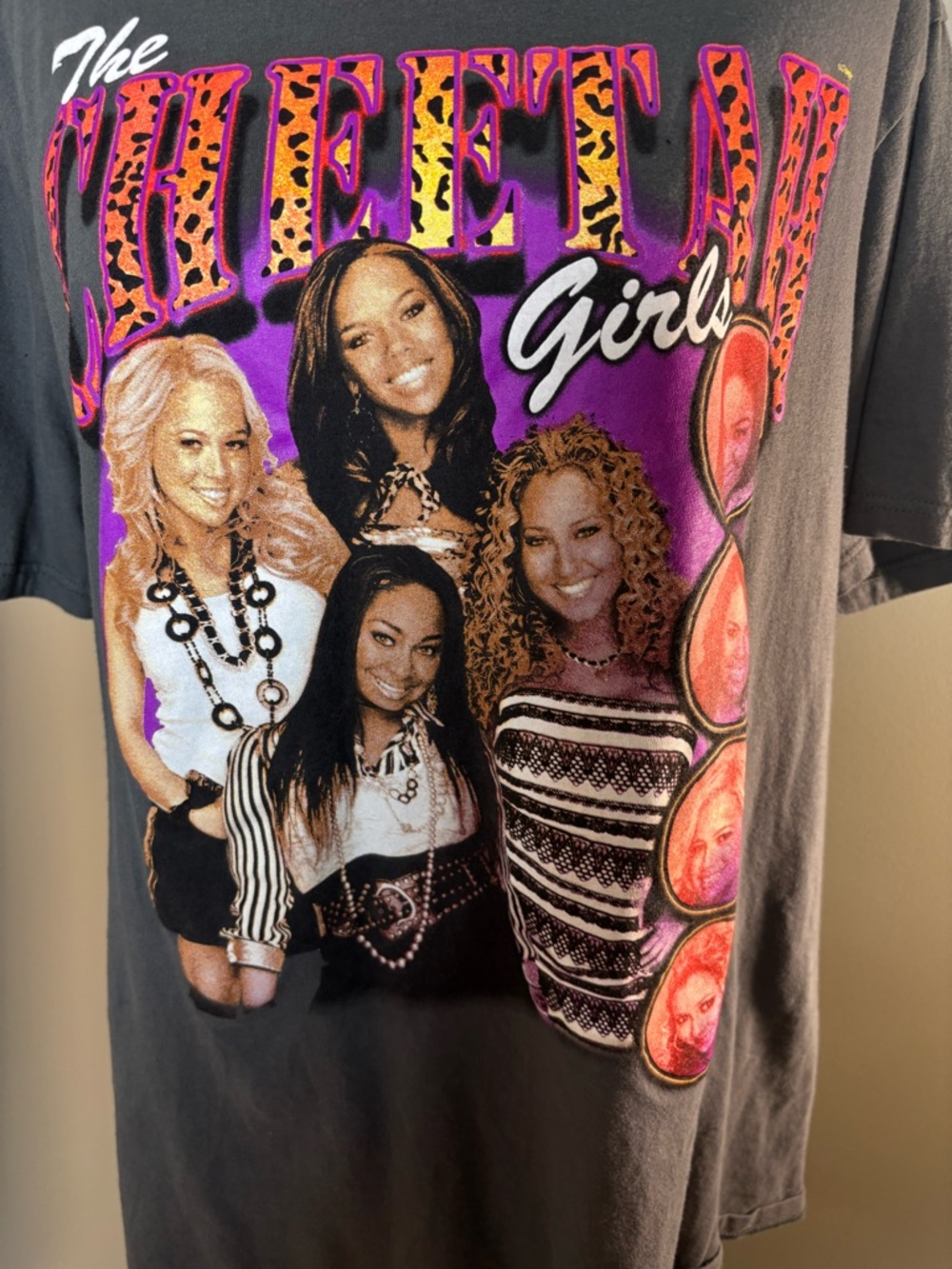 Vintage The Cheetah Girls Graphic Tee Y2K Disney Shirt Size Large Oversized - Picture 2 of 7